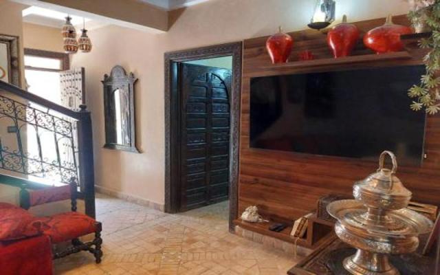 Riad Habib - Traditional Moroccan 3 bedroom family home Marrakech