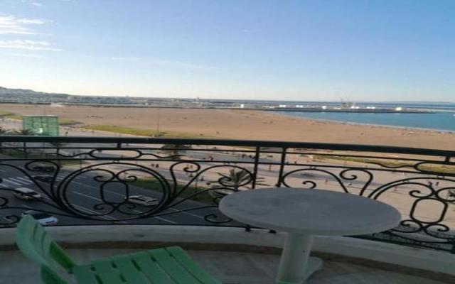 Appartement vue sur mer en face de la corniche de Tanger Tanger