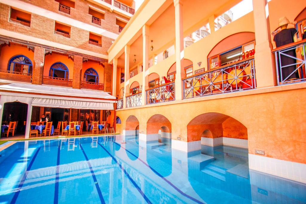 Hotel Marrakech pas cher piscine